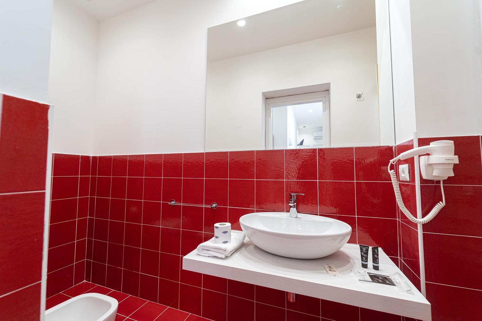 Toledo H, Naples Historical Center, By Clapa Group Hotel Room photo